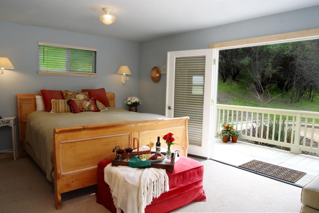 Aurora Park Cottages Calistoga Habitación foto